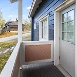 Velhotar 1 A 1 By Interhome بيت للعطل Äkäslompolo